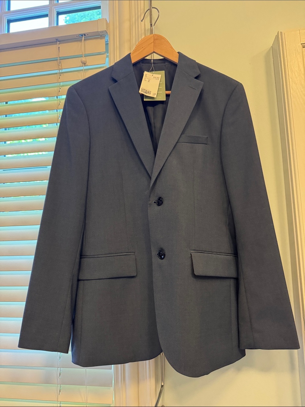 New H&M Men's Classic Navy Two-Button Blazer